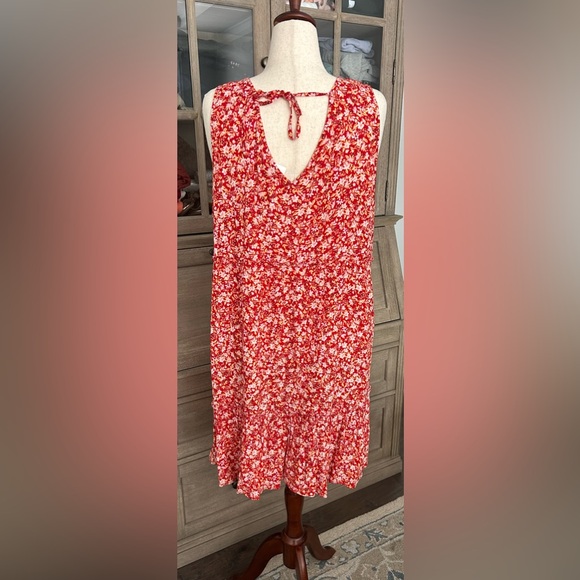 NWT Floral Red Sleeveless Dress with Tie Back -3X - Picture 5 of 10
